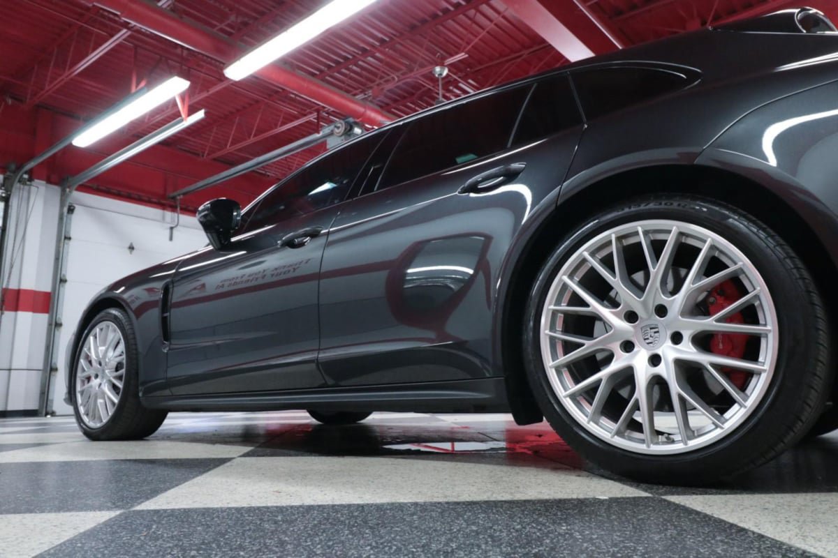 Used 2018 Porsche Panamera Turbo Sport Turismo AWD/4WD image 42