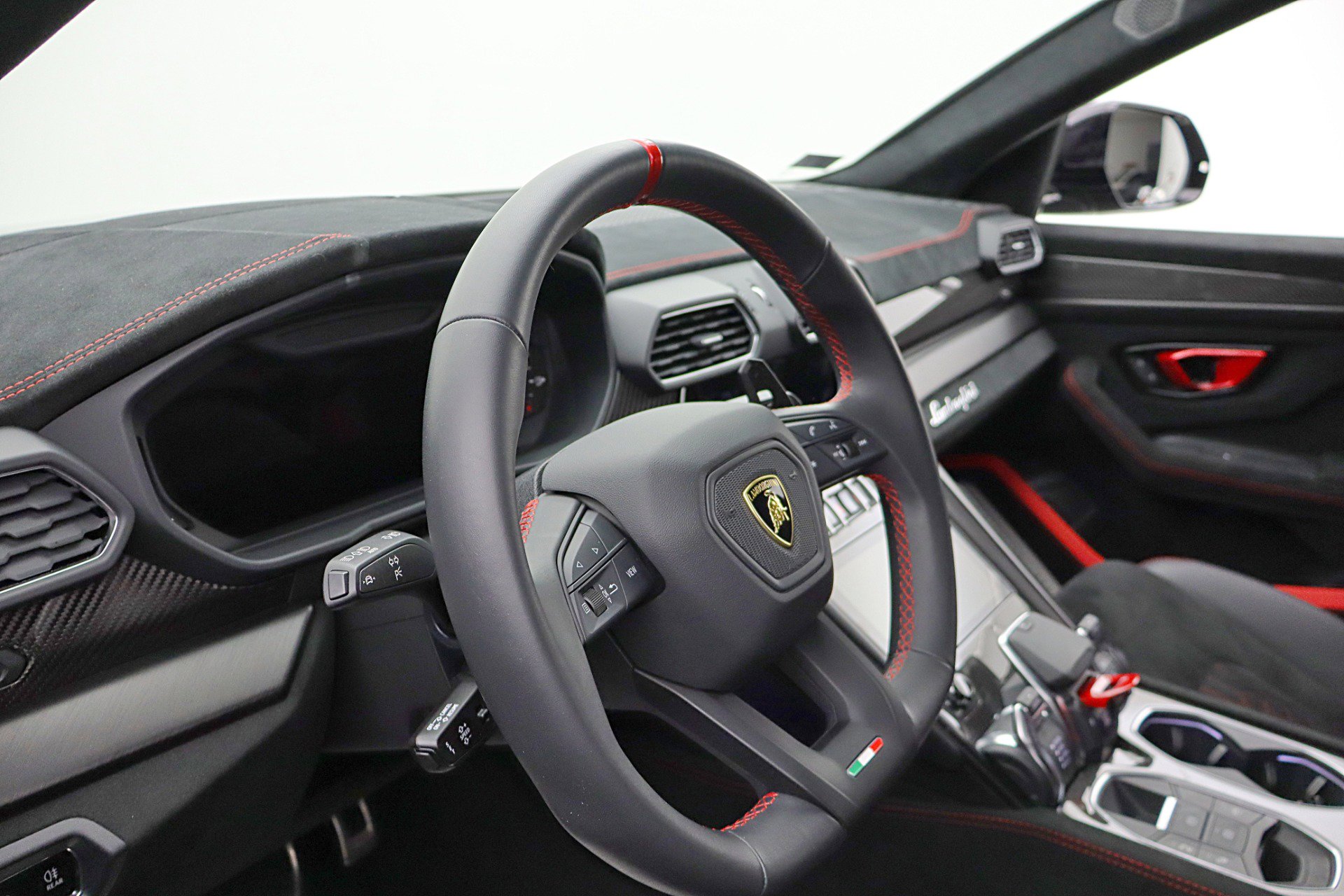 Used 2024 Lamborghini Urus Performante image 39
