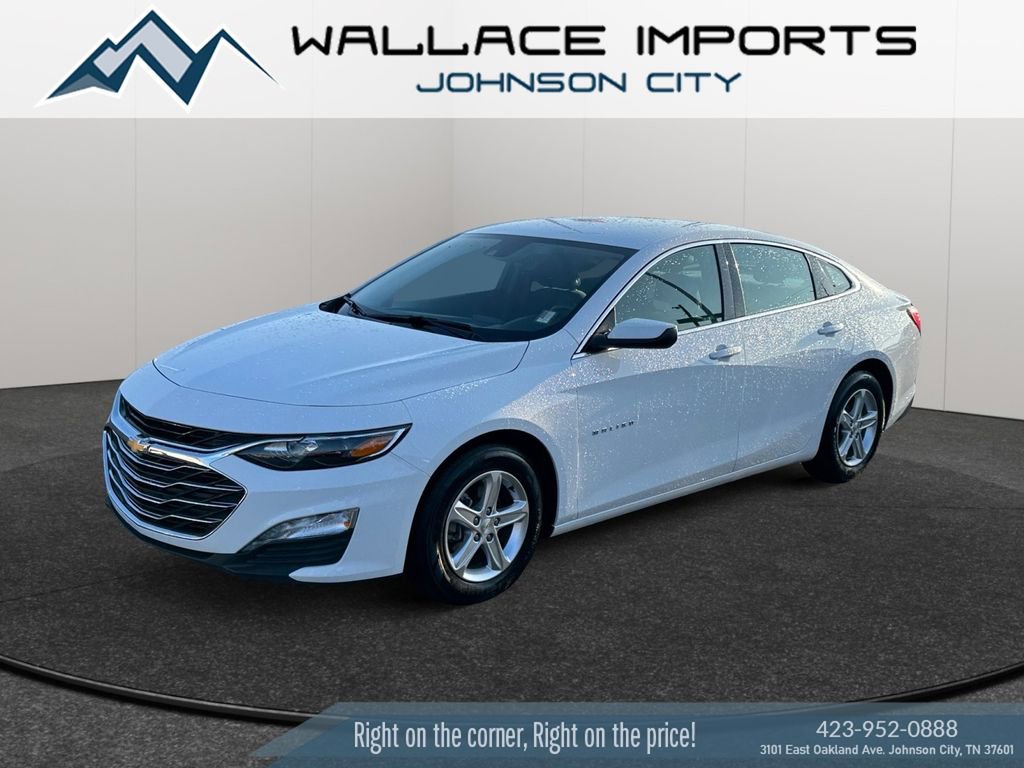 Used 2024 Chevrolet Malibu LT FWD image 2