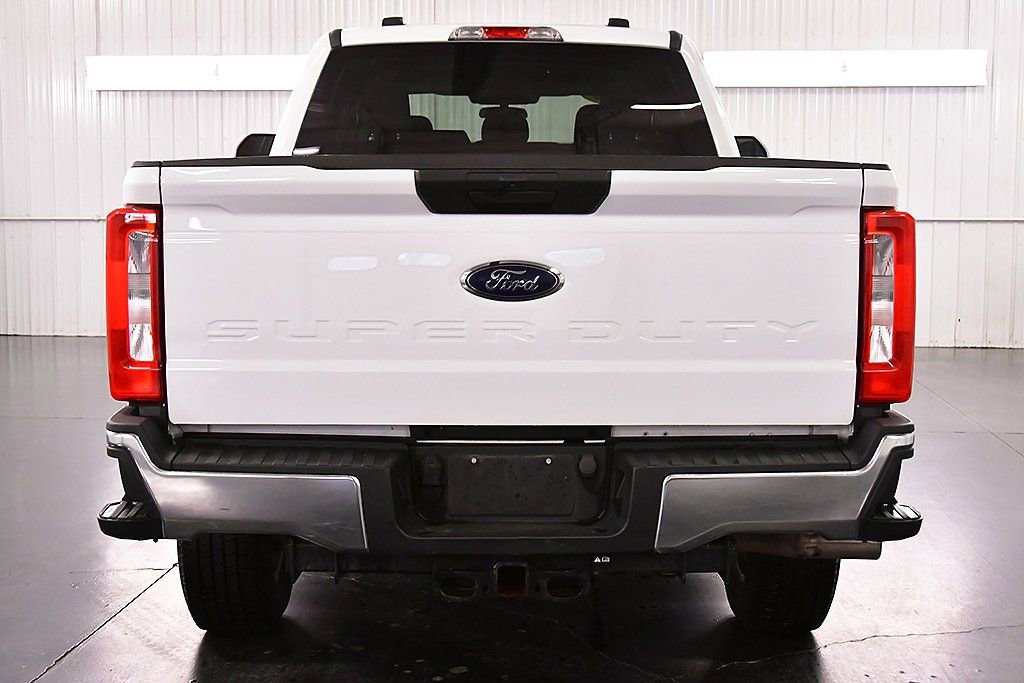Used 2024 Ford F350 XLT image 6