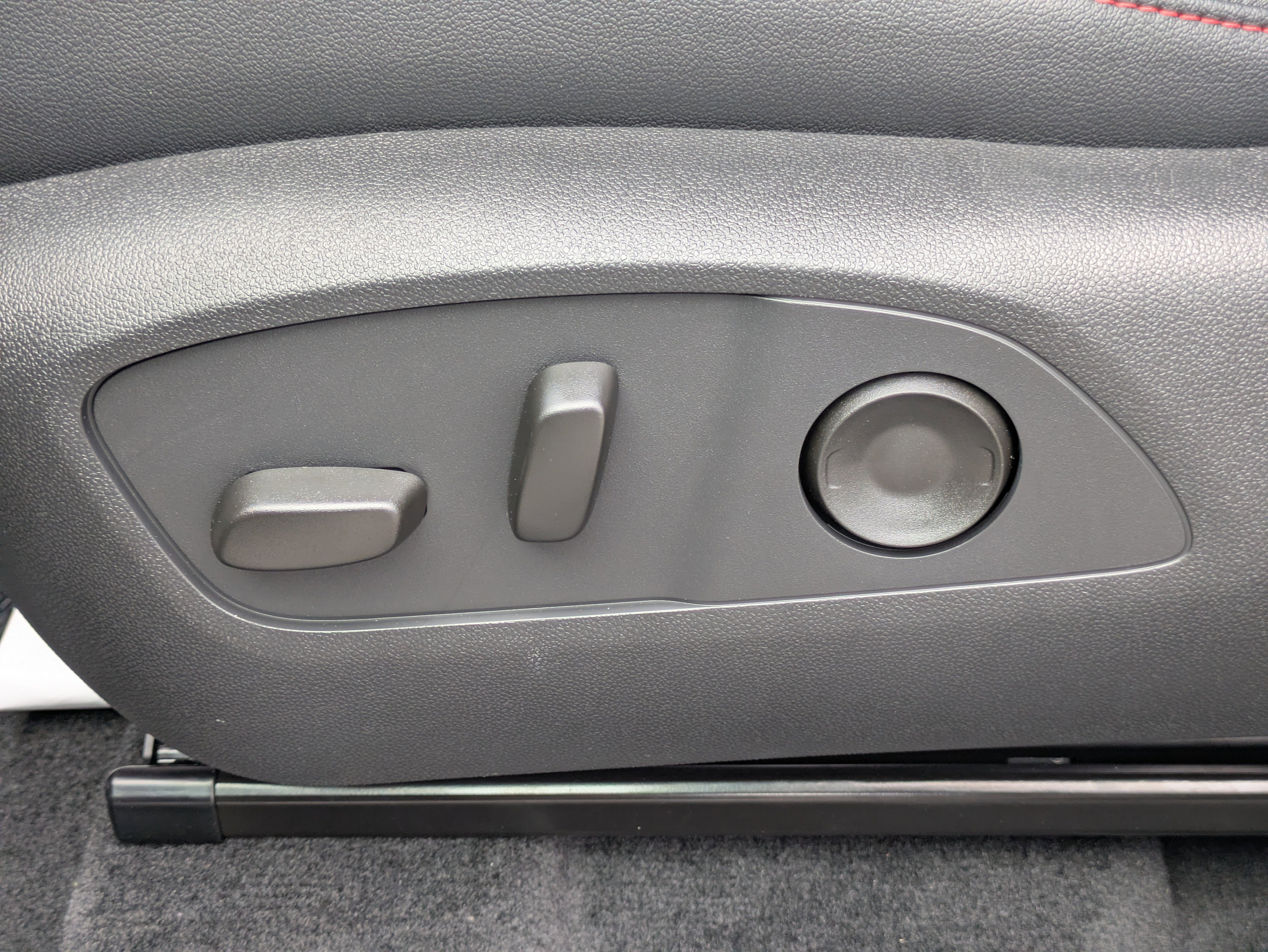 New 2026 Chevrolet Traverse Z71 w/ Enhanced Driving Package image 13