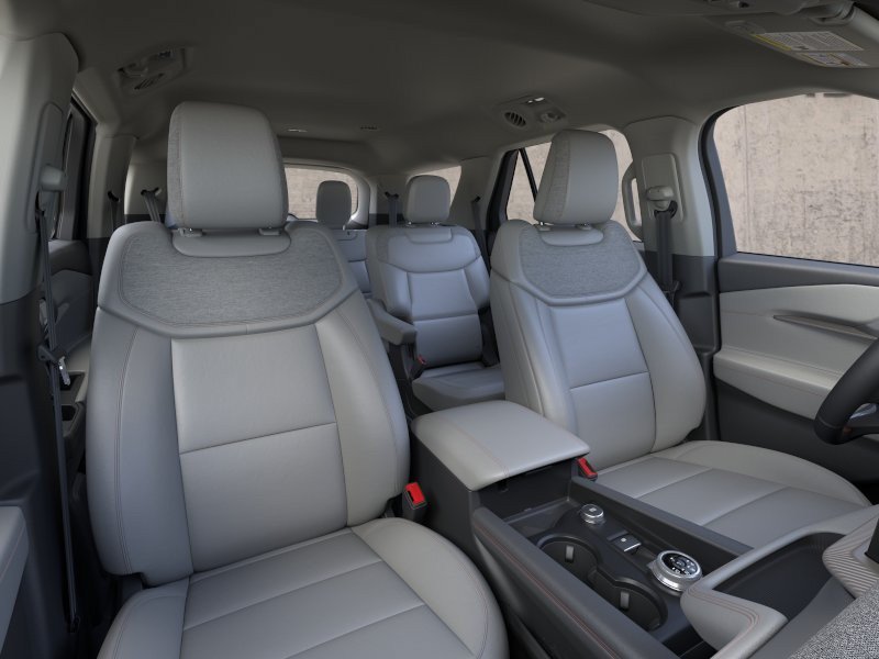 New 2026 Ford Explorer Active RWD image 12