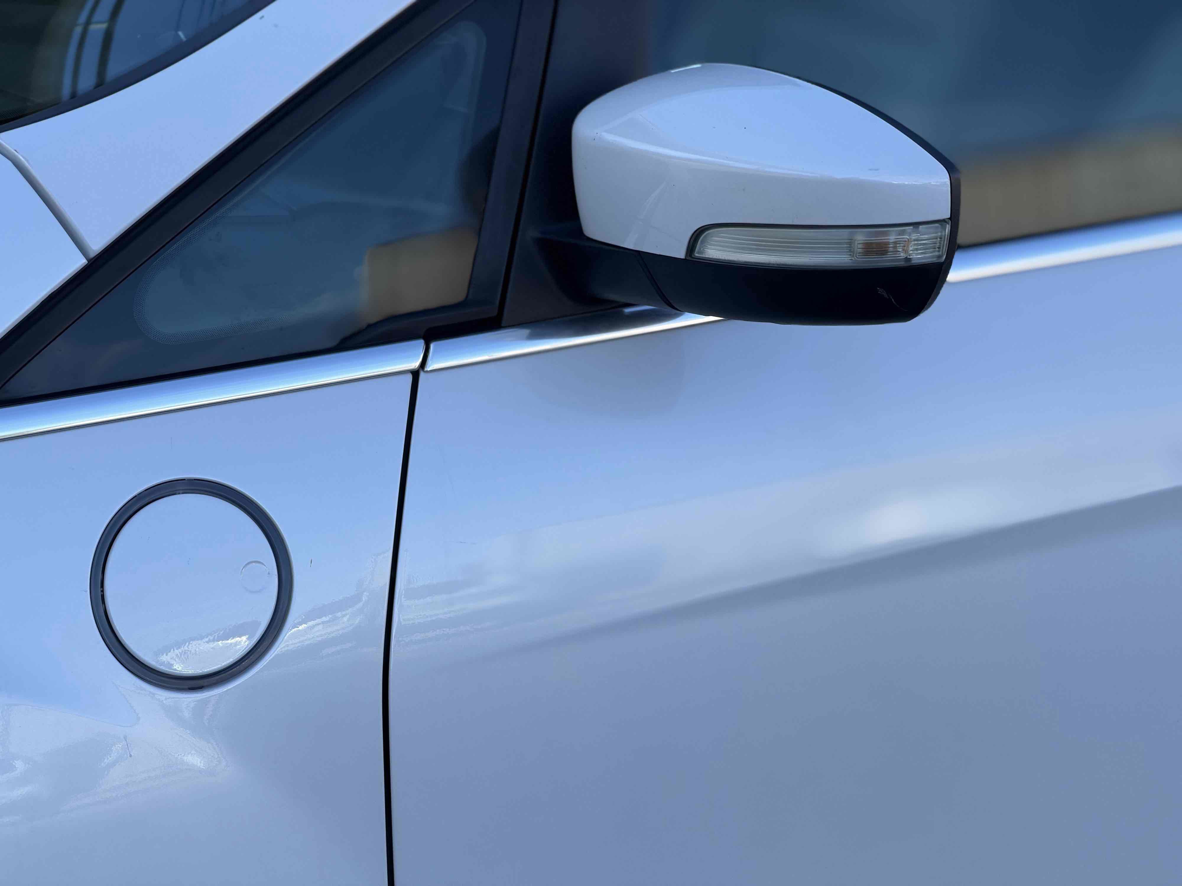 Used 2016 Ford C-MAX Energi SEL w/ Equipment Group 302A image 16