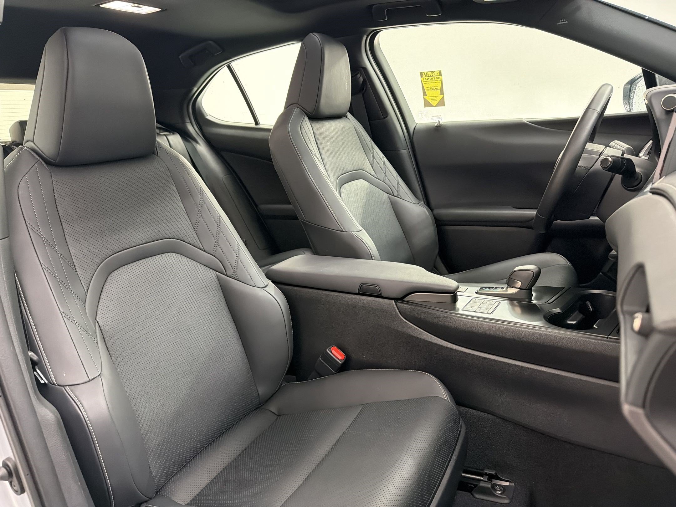 Used 2025 Lexus UX 300h FWD image 30