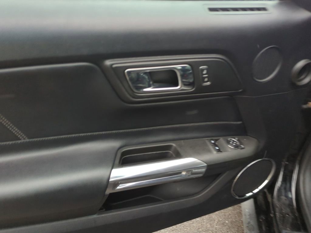 Used 2017 Ford Mustang Premium w/ Ecoboost Performance Package image 8