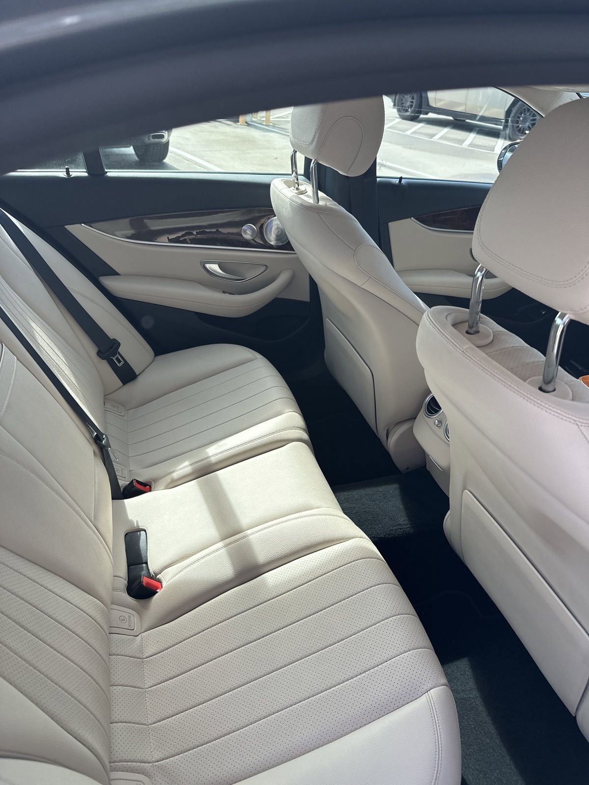 Used 2020 Mercedes-Benz E 350 Sedan image 8