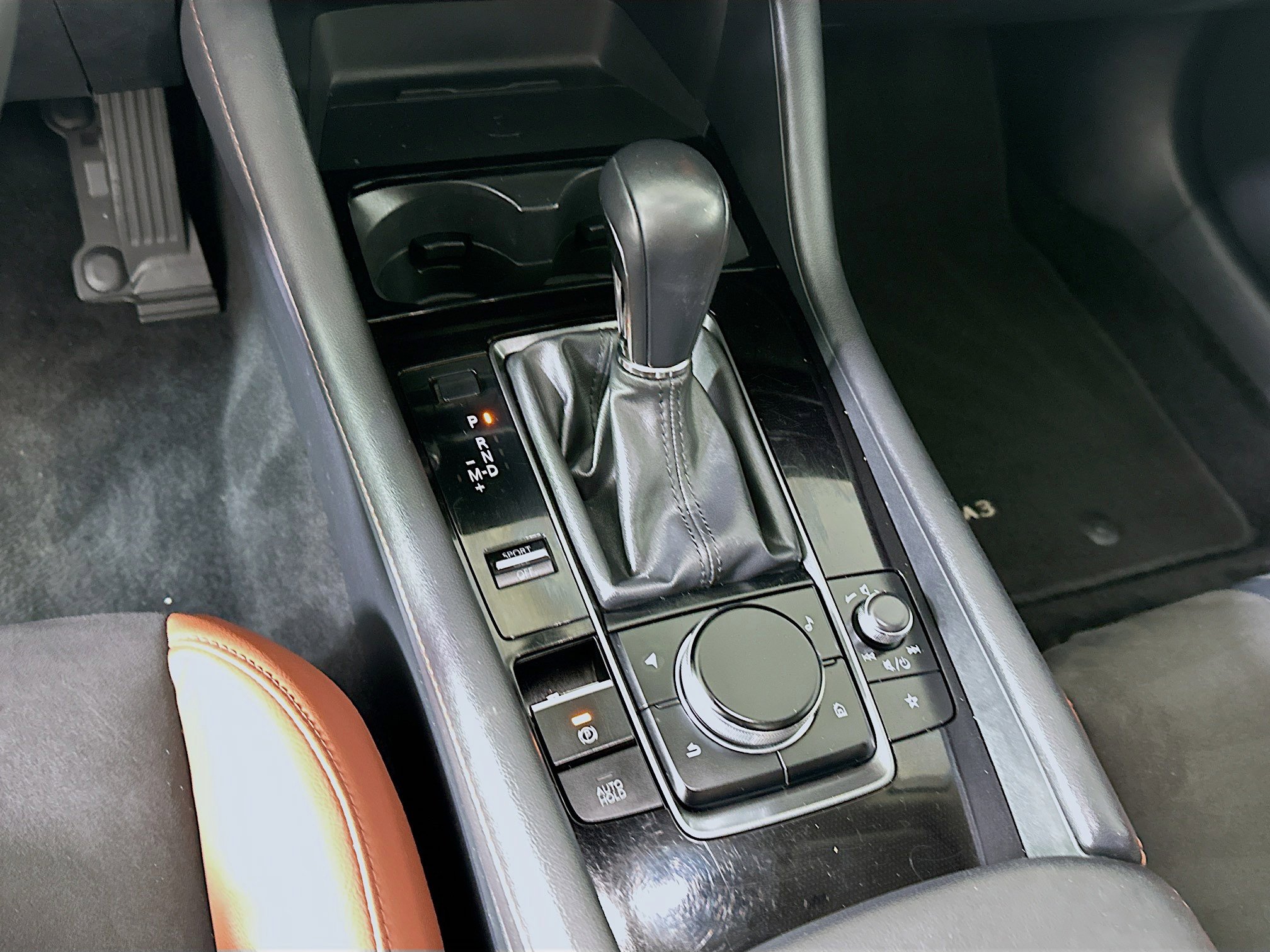 Used 2024 MAZDA MAZDA3 s image 25