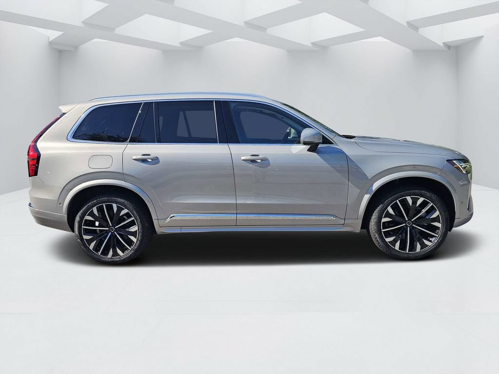 Certified 2025 Volvo XC90 B5 Plus AWD/4WD image 2