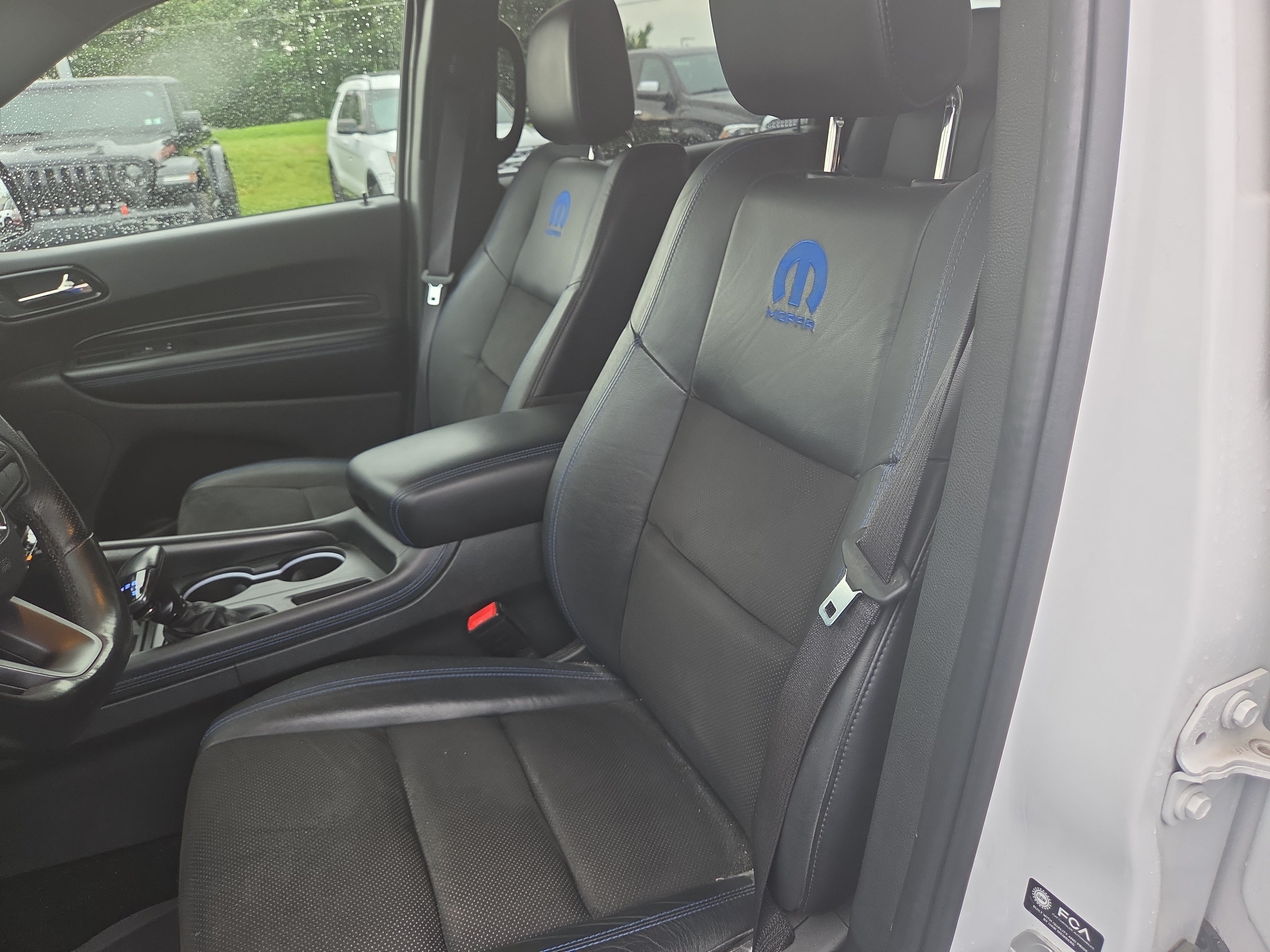 Used 2022 Dodge Durango R/T w/ Tow 'N Go Package AWD/4WD image 2