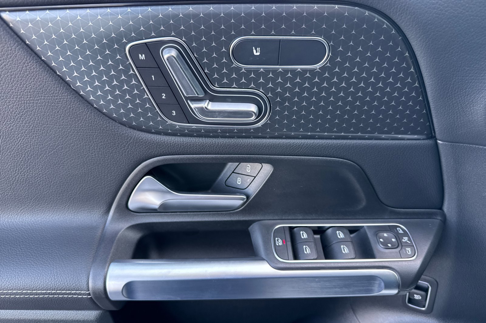 Certified 2026 Mercedes-Benz GLB 250 image 11