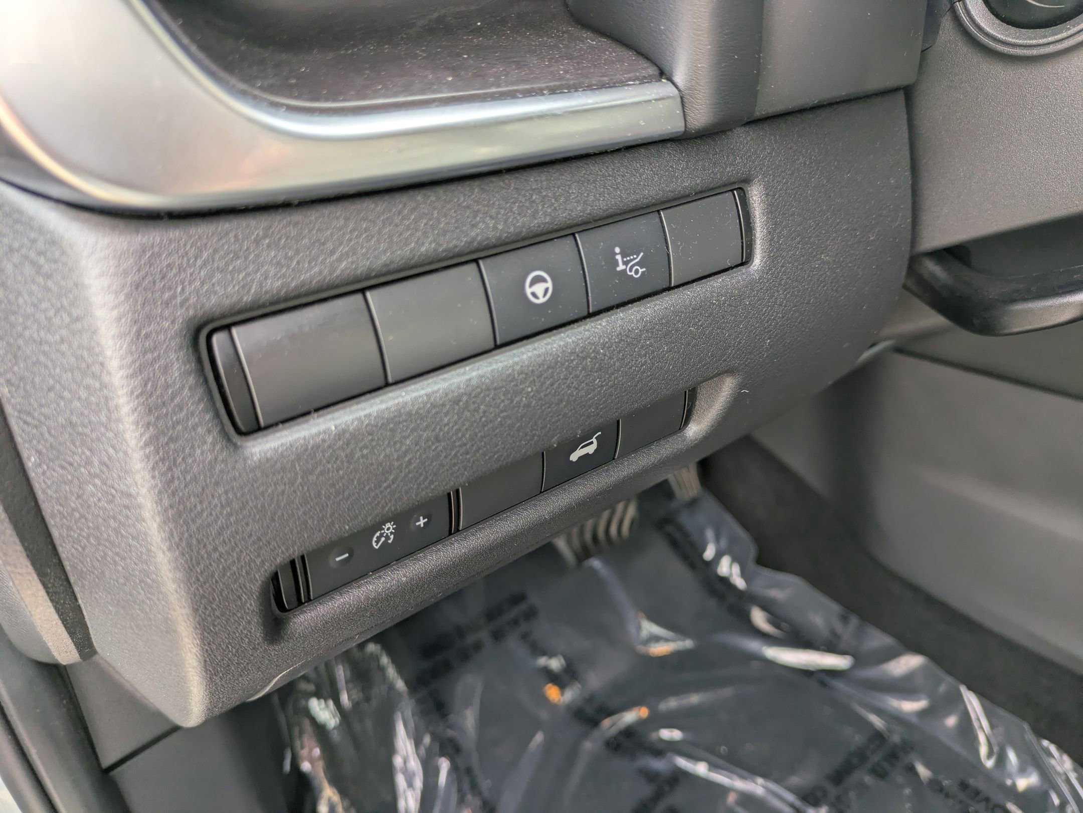 Used 2021 Nissan Rogue Platinum image 14