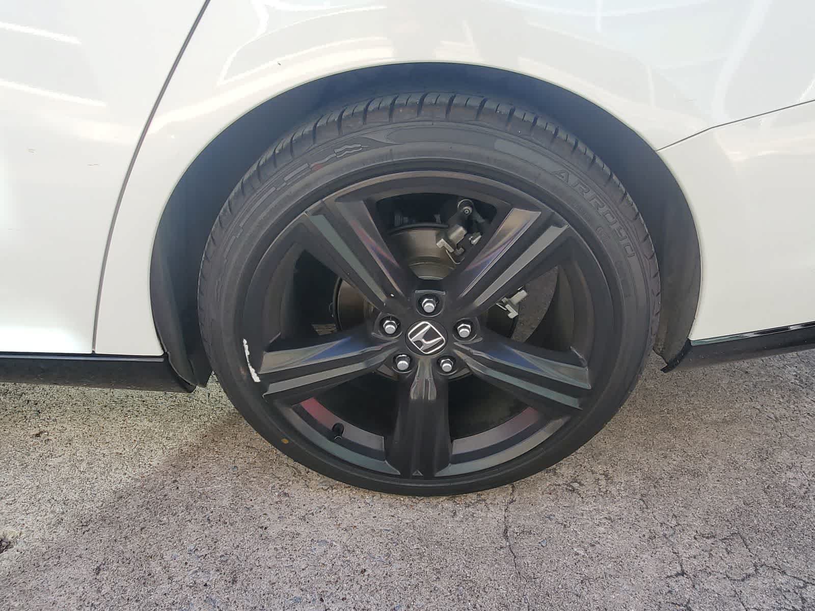 Used 2023 Honda Accord Sport image 12