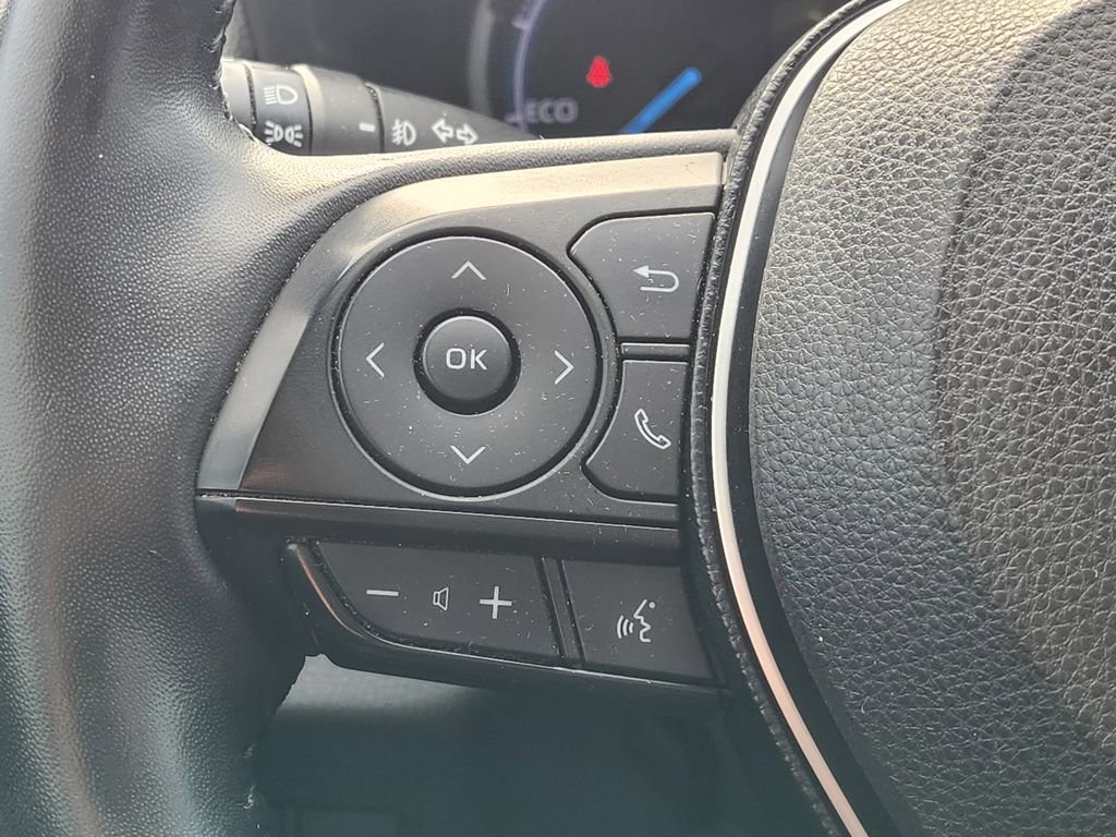 Used 2020 Toyota RAV4 XSE image 28