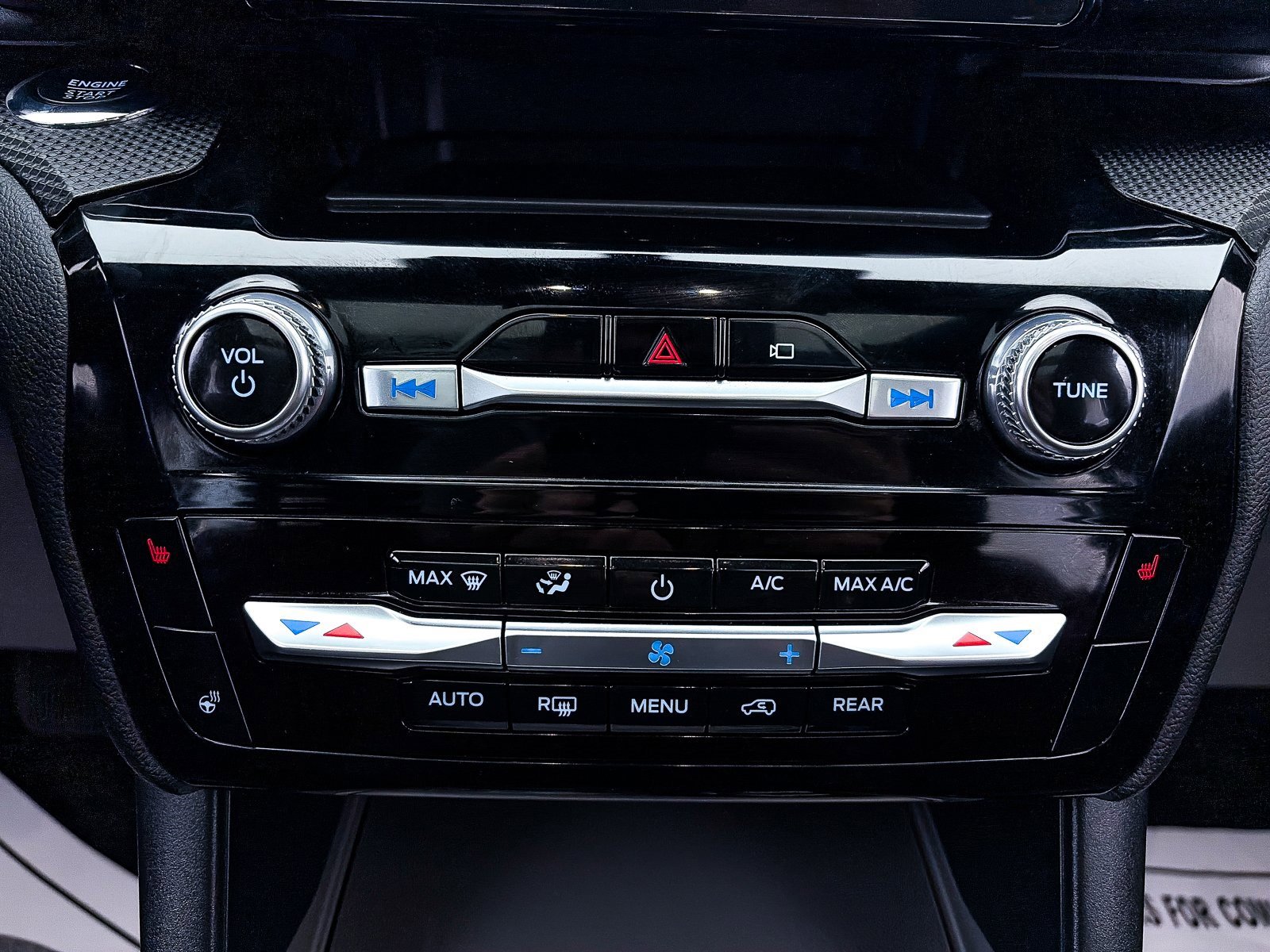 Used 2023 Ford Explorer ST-Line w/ Class IV Trailer Tow Package image 22