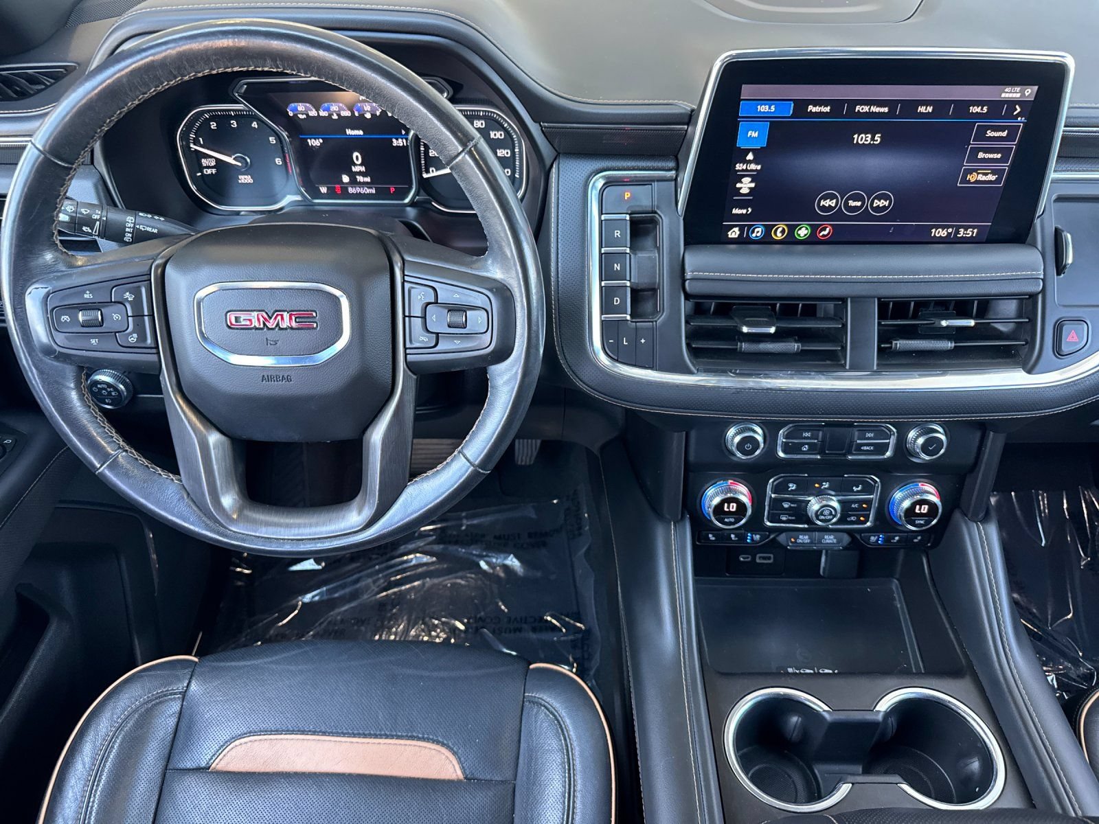 Used 2021 GMC Yukon AT4 AWD/4WD image 16