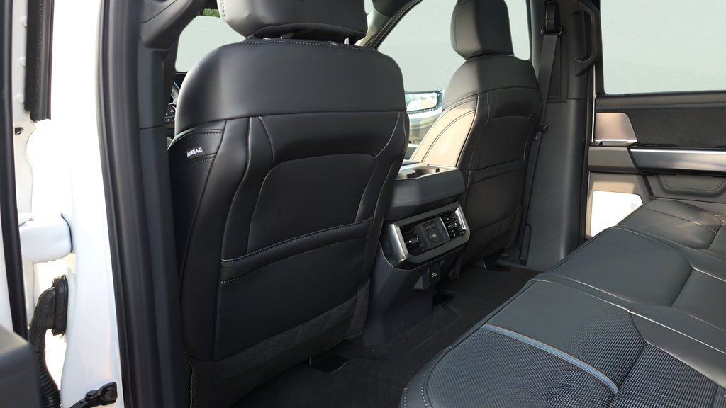 New 2026 Ford F250 Platinum AWD/4WD image 16