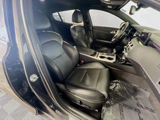 Used 2022 Kia Stinger GT1 AWD/4WD image 30