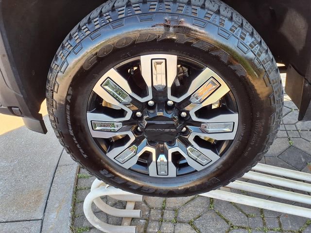 Used 2024 GMC Sierra 2500 Denali w/ Denali Reserve Package AWD/4WD image 5