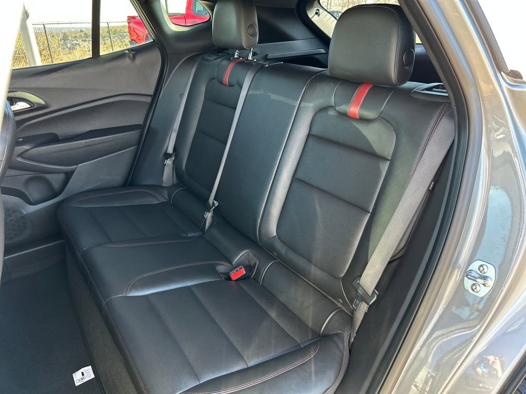 Used 2024 Chevrolet Trax RS w/ Driver Confidence Package image 18