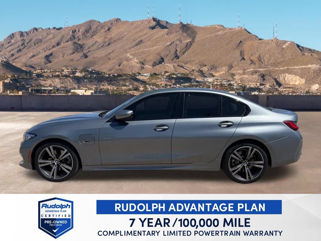 Used 2023 BMW 330e w/ Premium Package RWD image 3