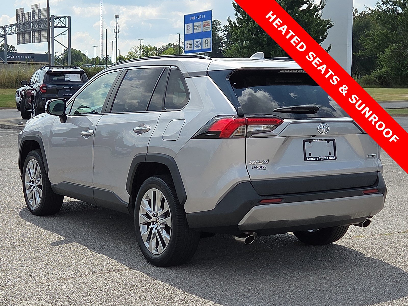 Used 2023 Toyota RAV4 Limited w/ Limited Grade Weather Package FWD image 4