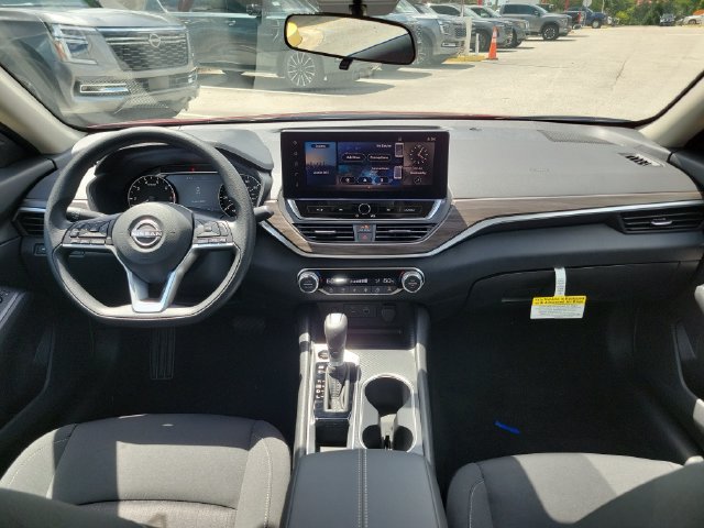 New 2026 Nissan Altima 2.5 SV w/ SV Special Edition Package FWD image 13