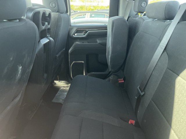 Used 2024 GMC Sierra 2500 SLE w/ SLE Convenience Package AWD/4WD image 9