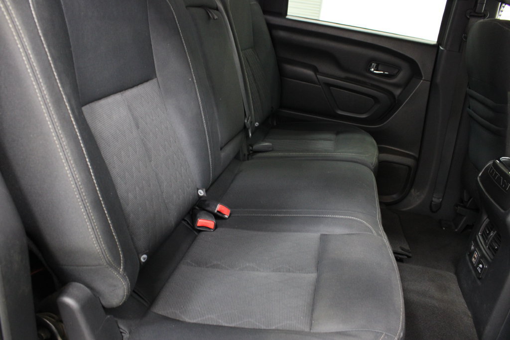 Used 2019 Nissan Titan SV w/ SV Convenience Package AWD/4WD image 20