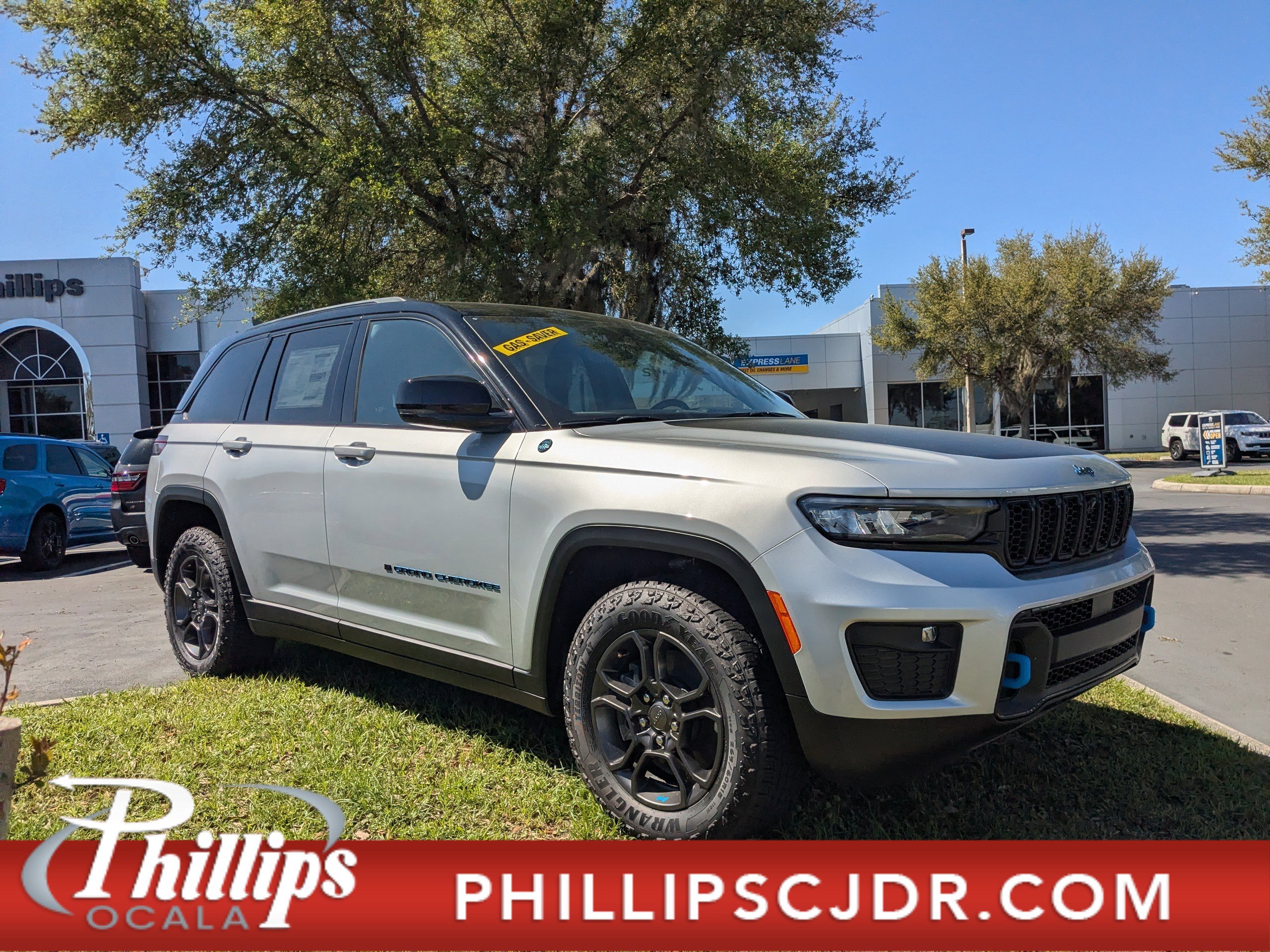 New 2025 Jeep Grand Cherokee Trailhawk