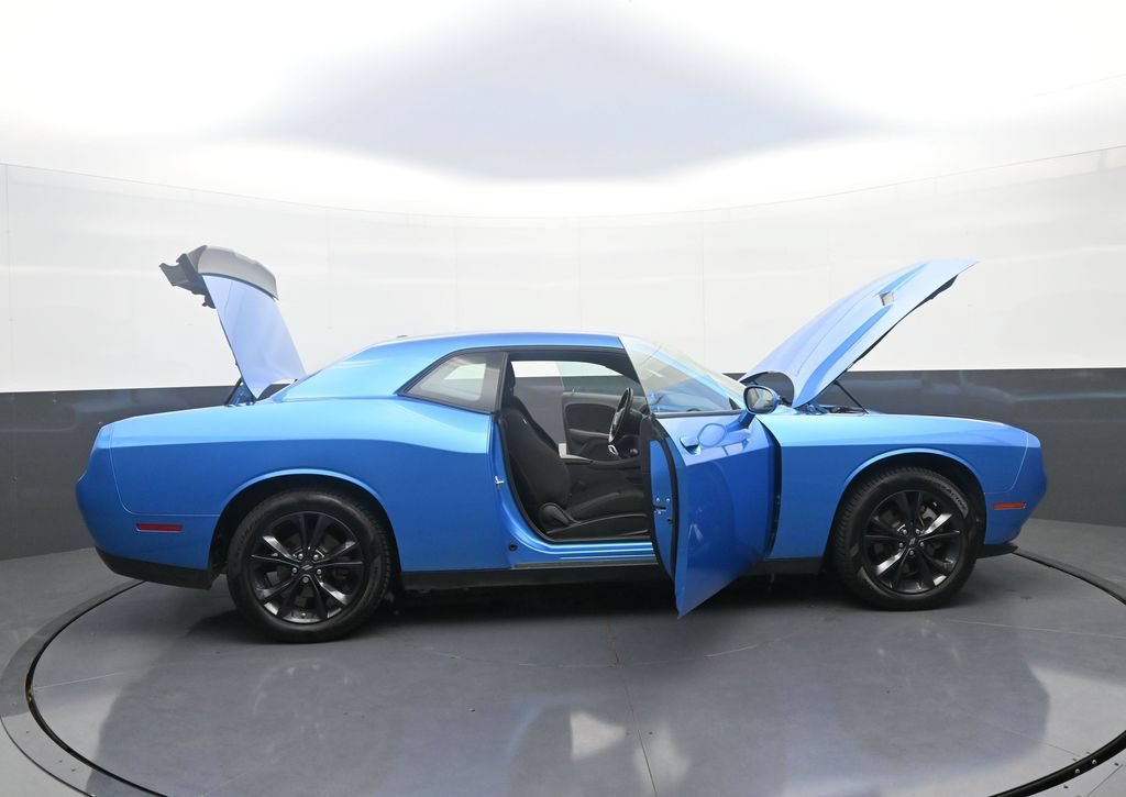 Used 2023 Dodge Challenger SXT w/ Blacktop Package AWD/4WD image 42