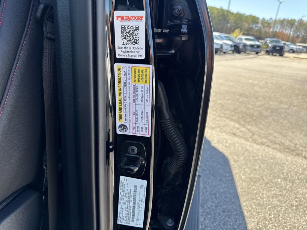 Used 2025 Ford F250 XLT w/ Black Appearance Package image 30