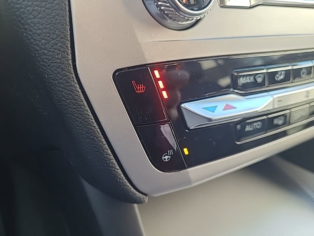 Used 2023 Ford Explorer XLT w/ Equipment Group 202A image 24