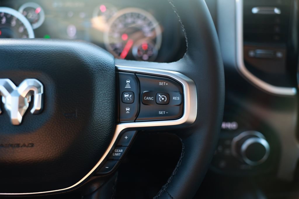 New 2026 RAM 1500 4x4 Crew Cab image 23