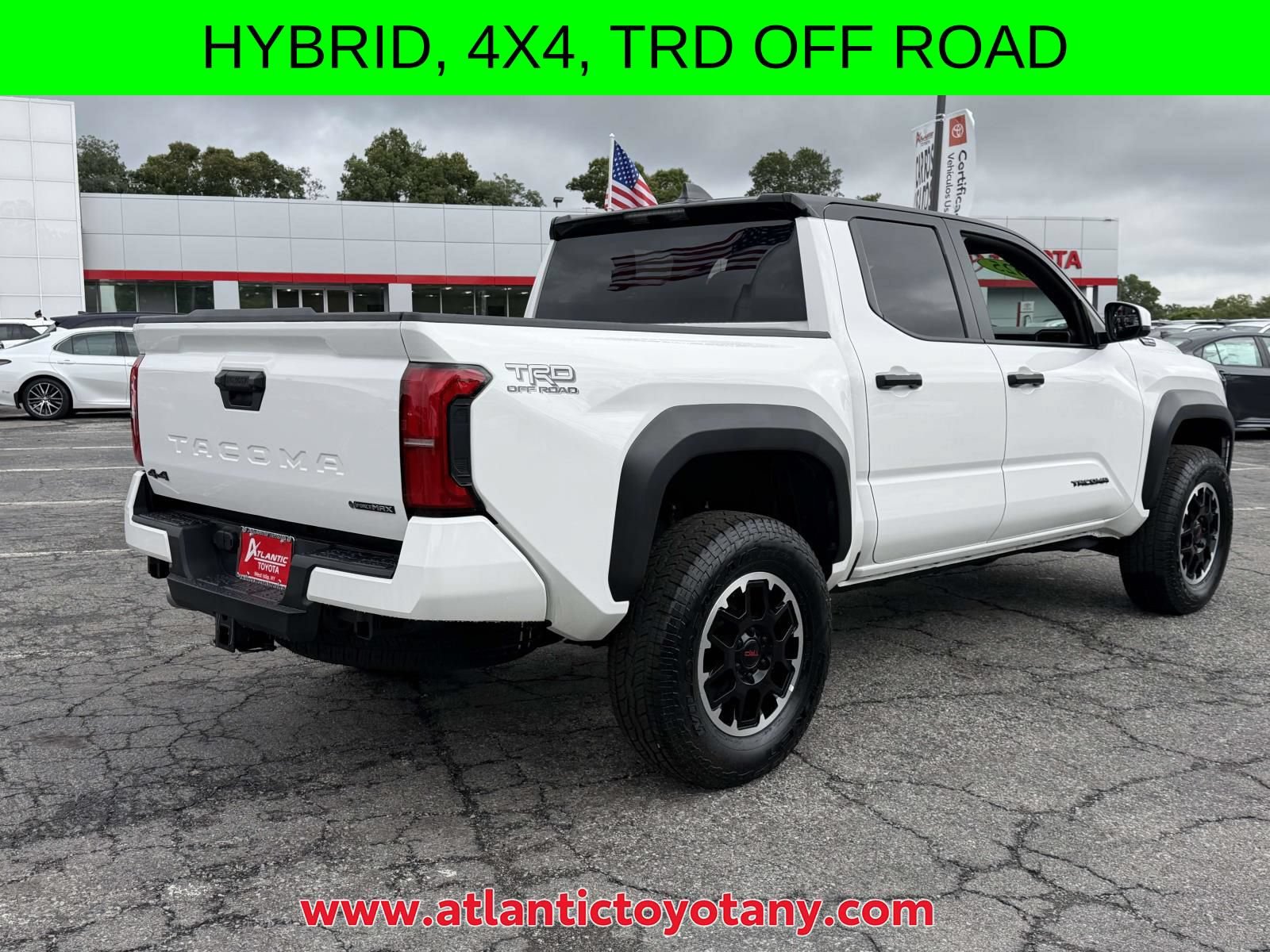 Used 2025 Toyota Tacoma TRD Off-Road AWD/4WD image 8