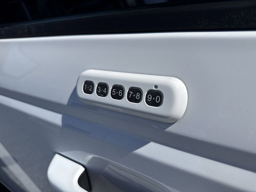 Used 2023 Ford Bronco Outer Banks image 23