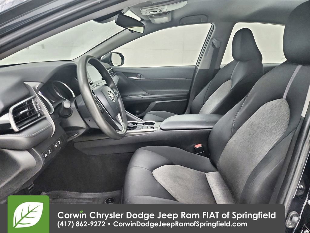 Used 2021 Toyota Camry LE image 19