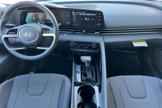 New 2026 Hyundai Elantra Blue image 13