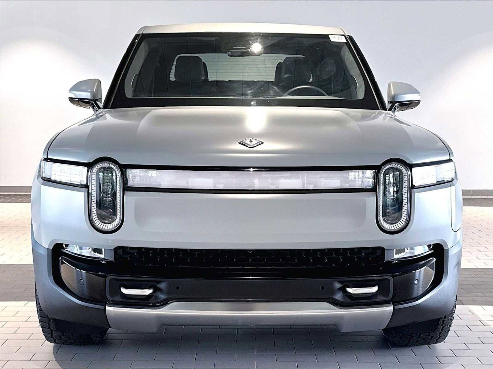 Used 2024 Rivian R1T Adventure AWD/4WD image 13