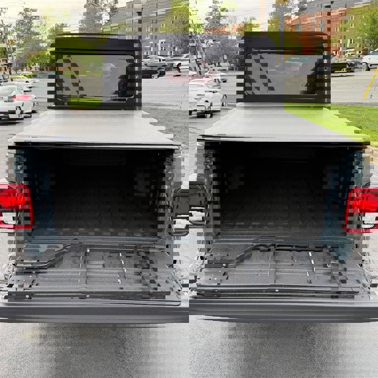 Used 2025 Jeep Gladiator High Tide image 3