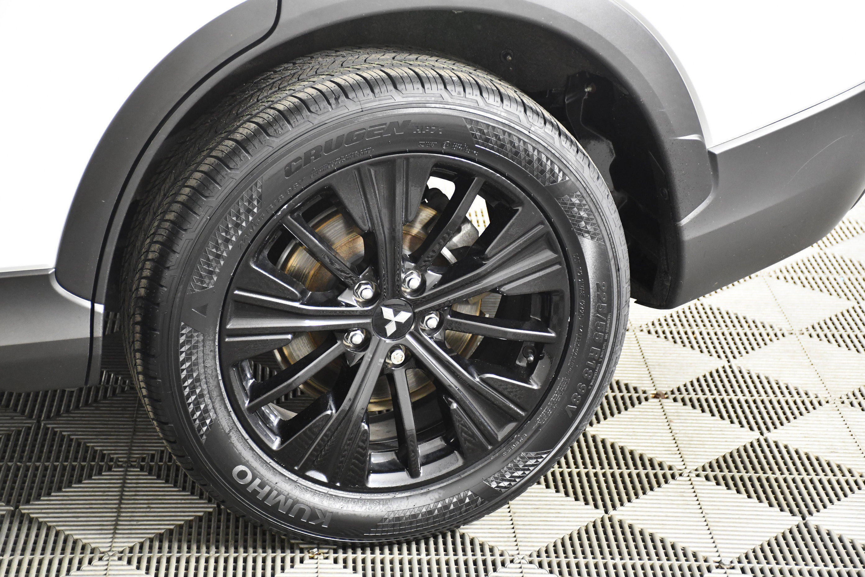 Used 2022 Mitsubishi Eclipse Cross LE image 49