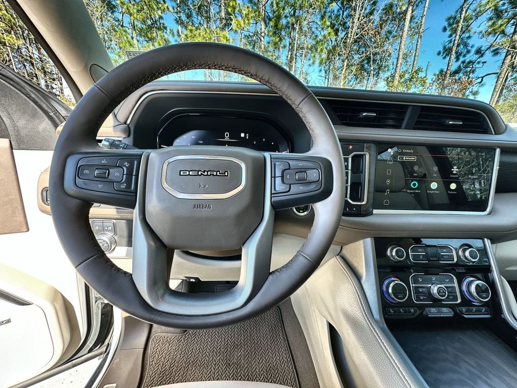Certified 2023 GMC Yukon Denali image 11