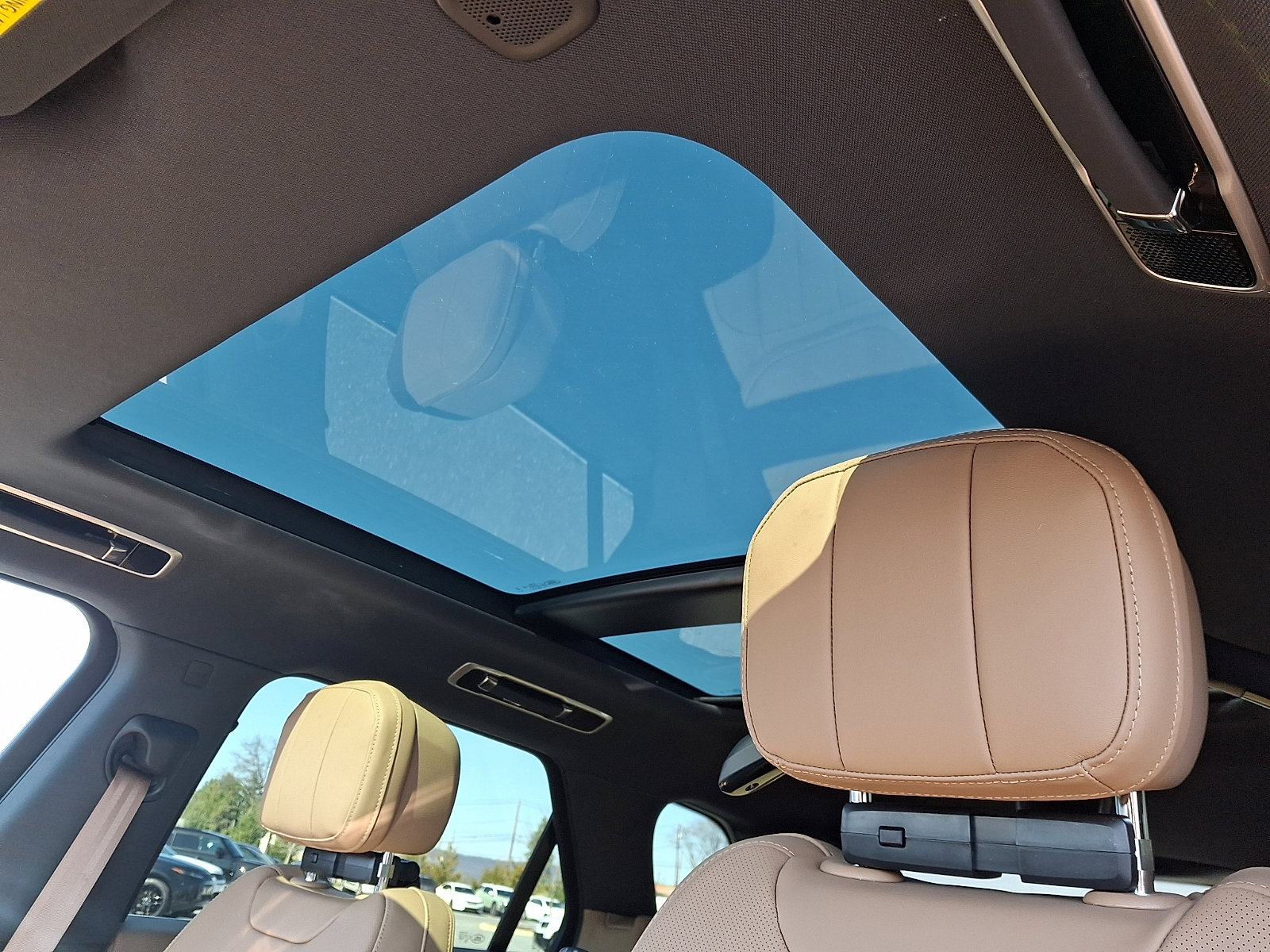 New 2026 Land Rover Range Rover Sport SE image 12