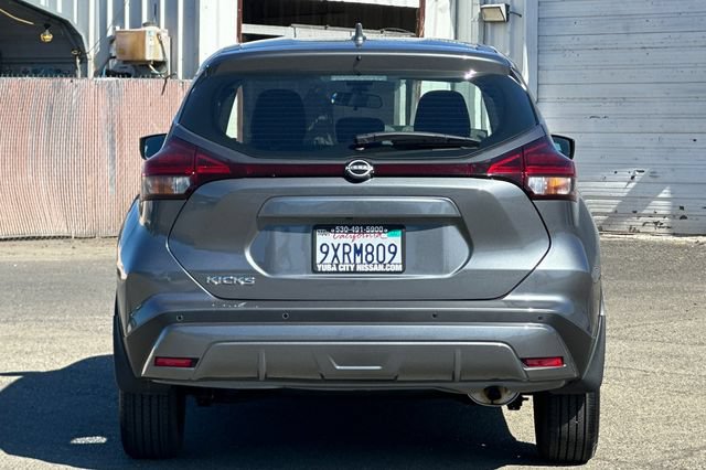 Certified 2025 Nissan Kicks Play S FWD image 5