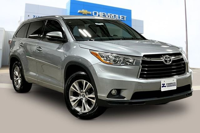 Used 2016 Toyota Highlander Plus w/ Protection Package #3 image 1