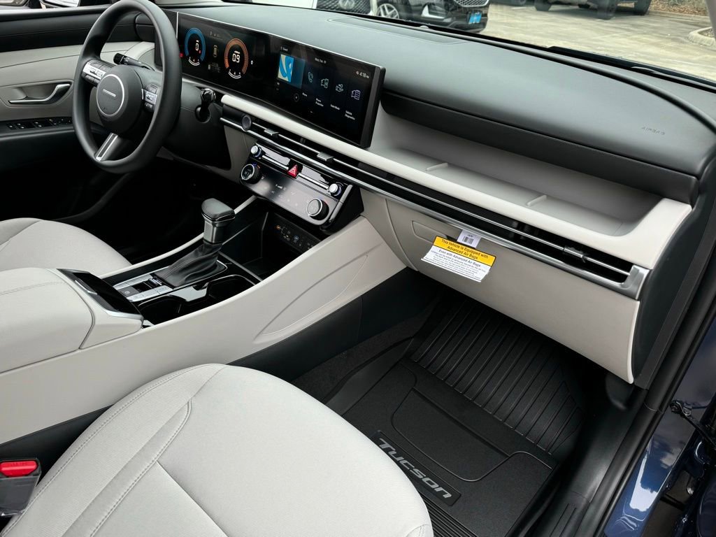 New 2025 Hyundai Tucson SEL FWD image 17