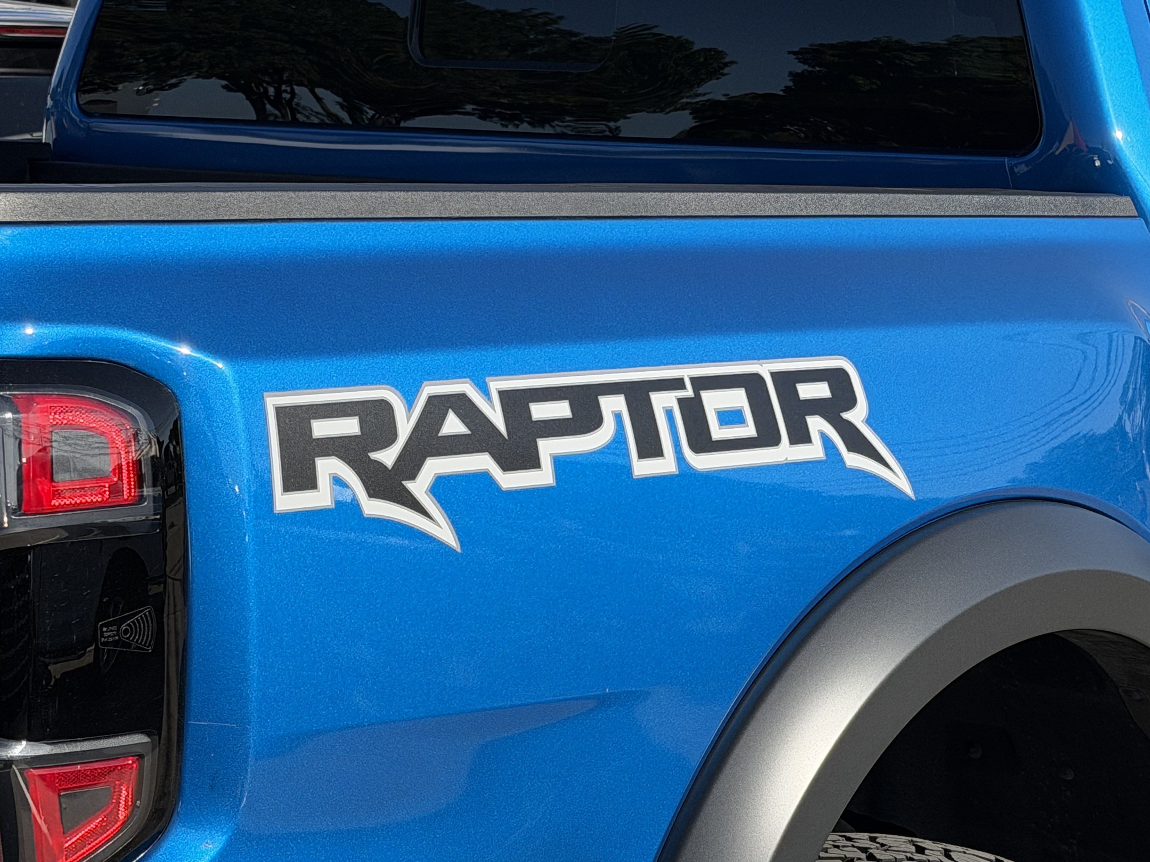 Used 2025 Ford Ranger Raptor AWD/4WD image 6