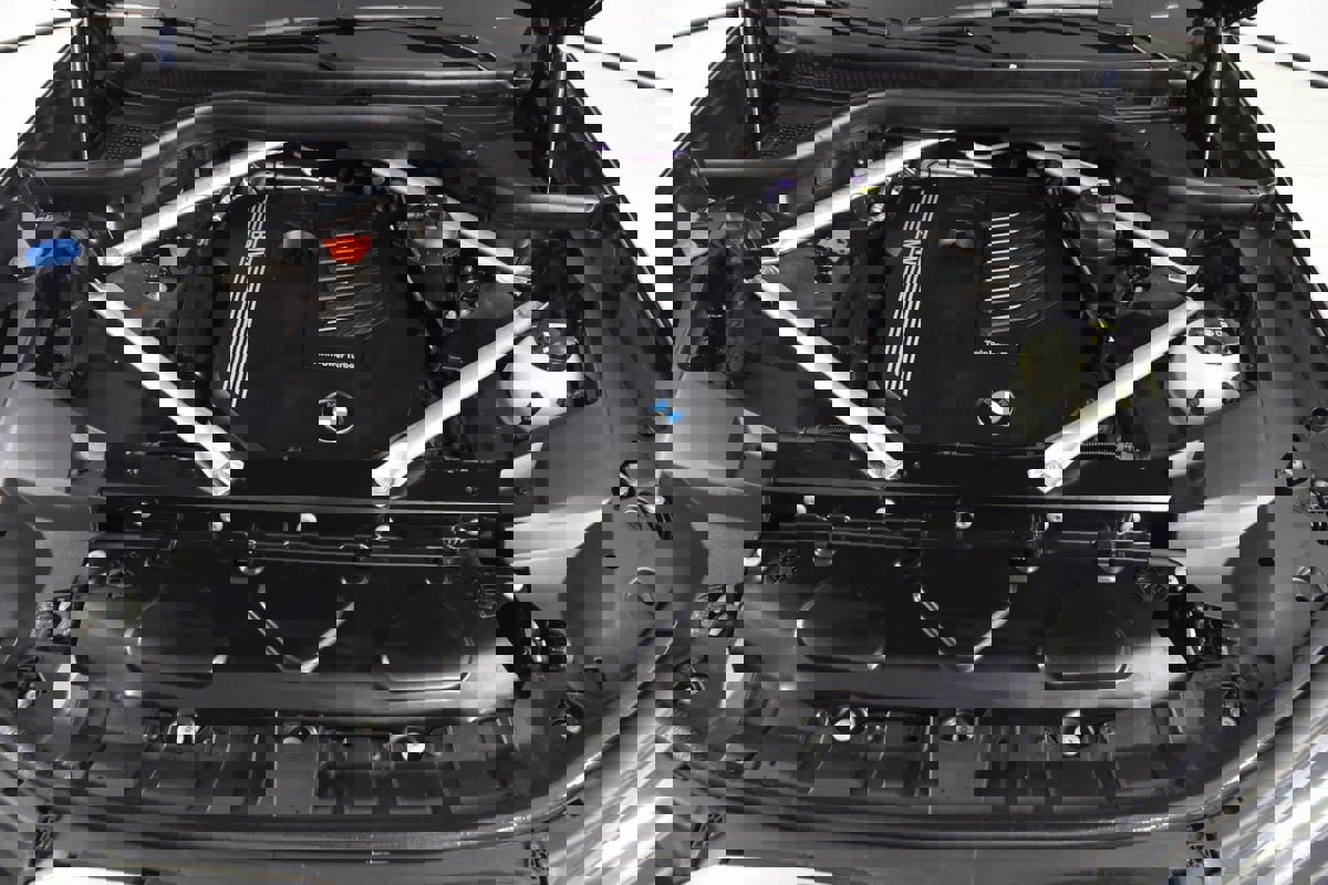 Used 2022 BMW X7 xDrive40i w/ Premium Package image 60