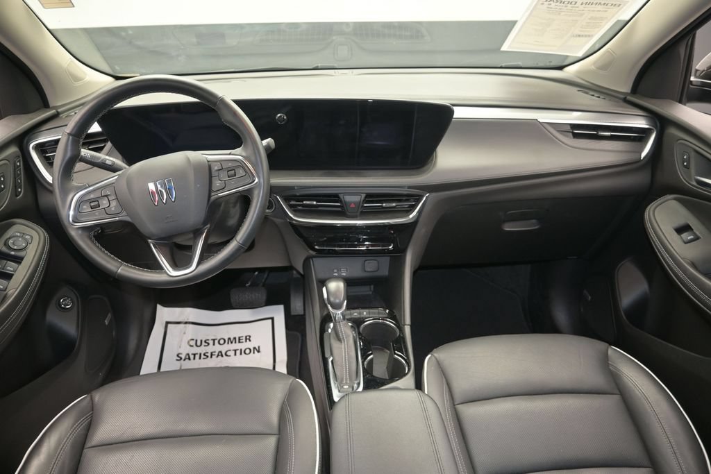 Used 2024 Buick Encore GX Avenir w/ Avenir Technology Package FWD image 14