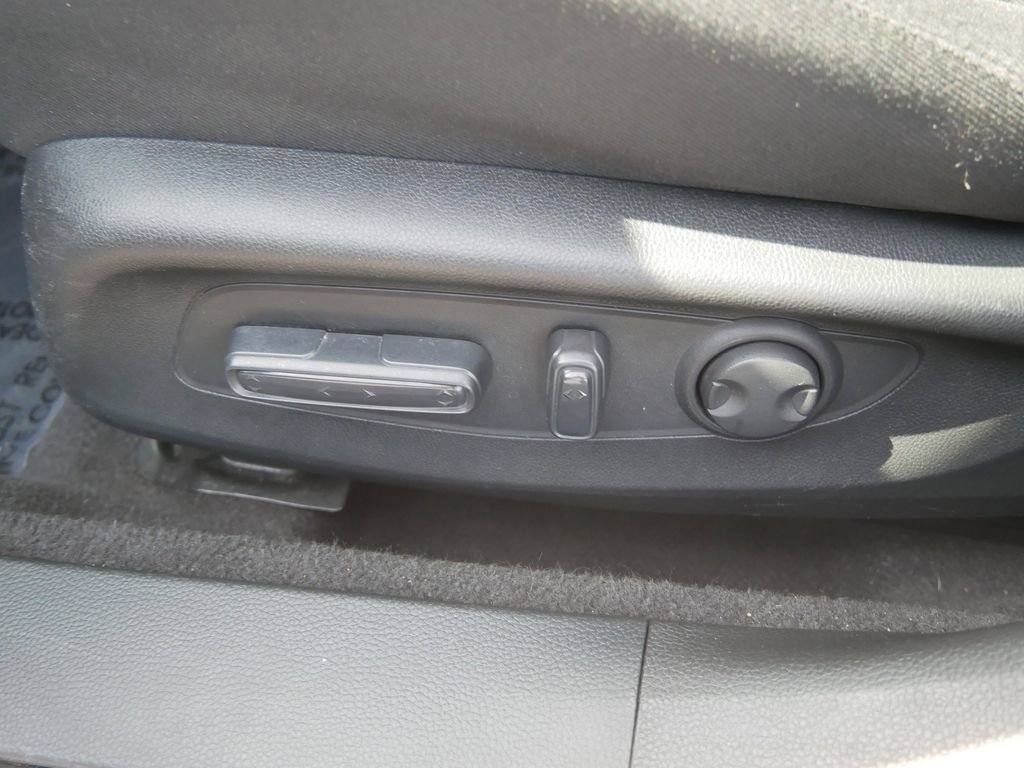 Used 2024 Honda Accord Sport image 15