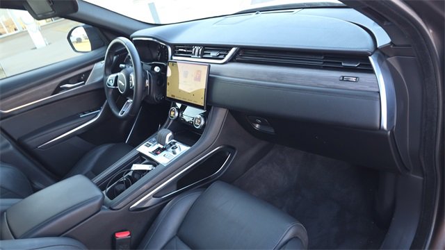 Used 2023 Jaguar F-PACE S image 29